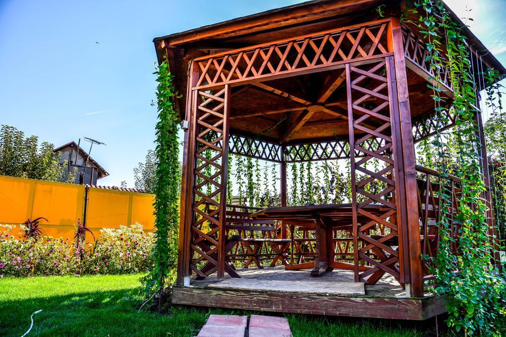 Pensiunea Andrei Râmnicu Vâlcea Exterior foto