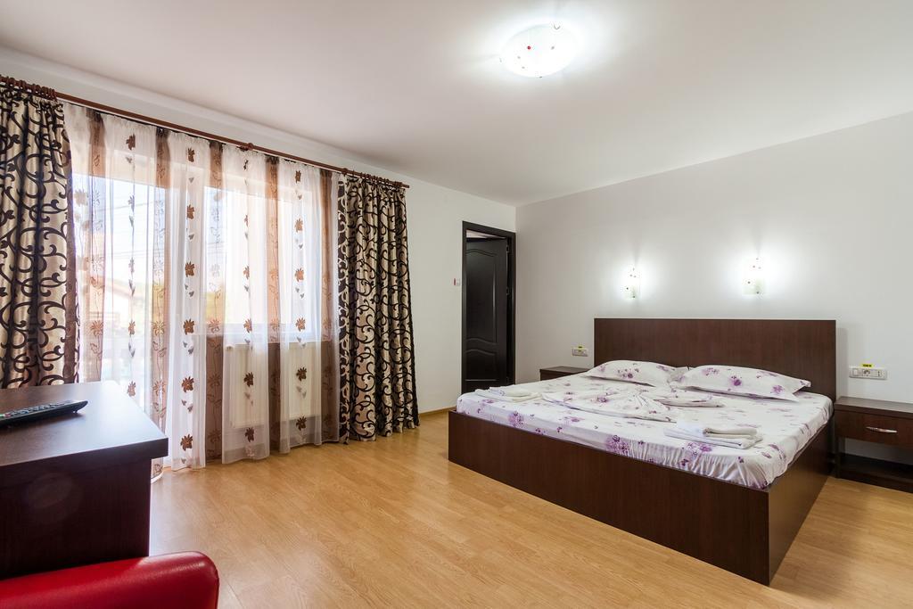 Pensiunea Andrei Râmnicu Vâlcea Exterior foto